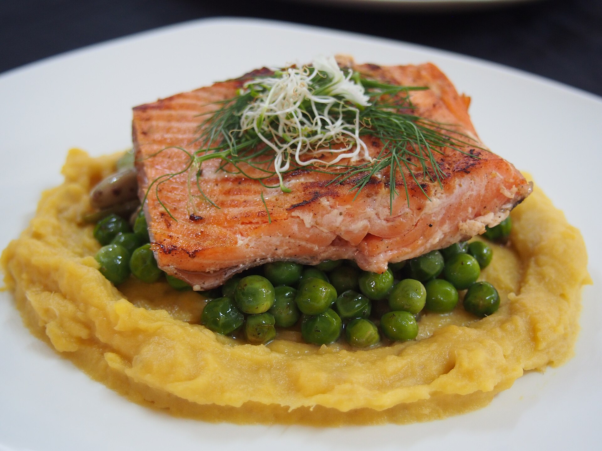 Leo Cocina y Cava